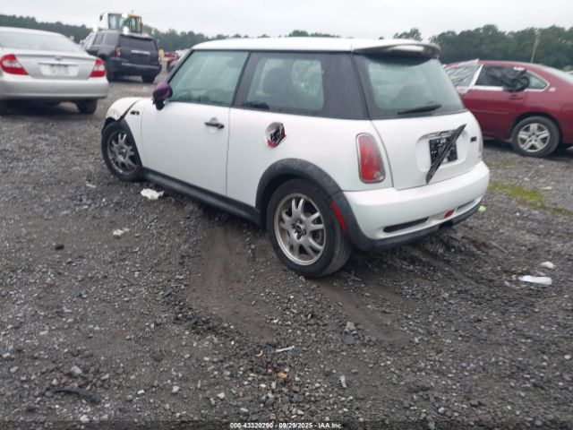2002 MINI COOPER S WMWRE33432TD55805 Photo 2