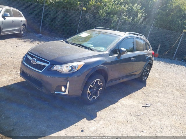 Subaru naturally aspirated 2016 JF2GPALC9GH313910 Image 2