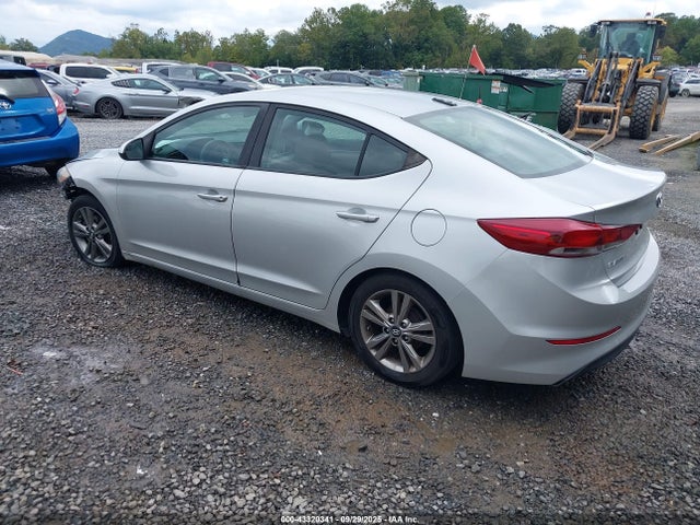 Hyundai ELANTRA SE 2017 5NPD84LF3HH023465 Image 3