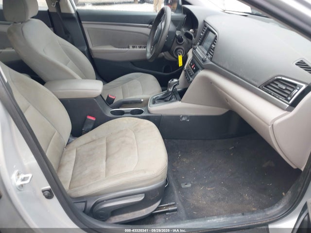 Hyundai ELANTRA SE 2017 5NPD84LF3HH023465 Image 5