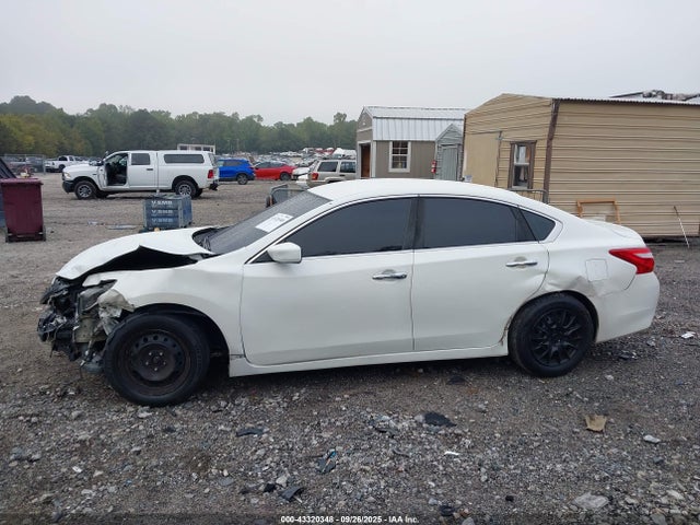 2016 Nissan Altima 2.5 S მანქანა იყიდება აუქციონზე, vin: 1N4AL3AP1GC205608, აუქციონის ნომერი: 43320348