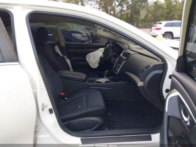 2016 NISSAN ALTIMA 1N4AL3AP1GC205608 Photo 4