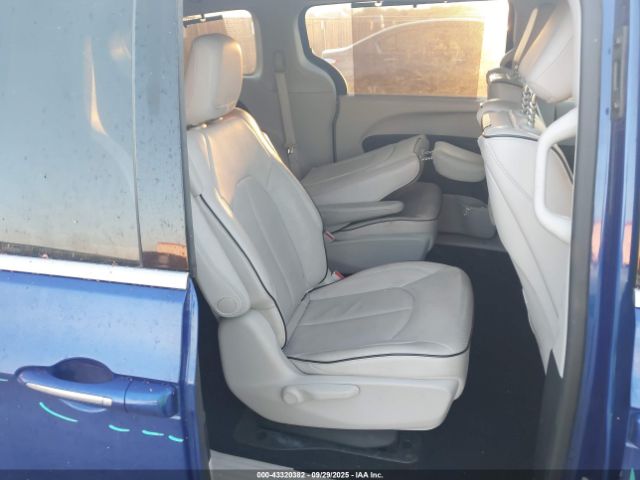 2018 CHRYSLER PACIFICA HYBRID 2C4RC1N78JR229978 Photo 7