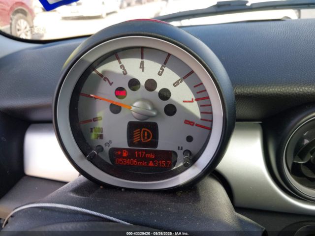 2010 MINI COOPER WMWMF3C54ATU76208 Photo 6
