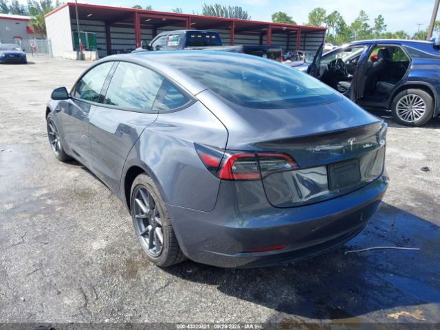 2021 TESLA MODEL 3 5YJ3E1EB0MF924623 Photo 2