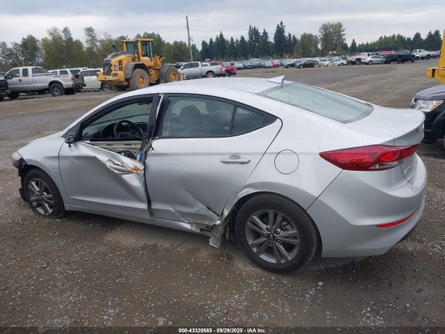 Hyundai mpi nu 2018 5NPD84LF5JH393726 Image 15