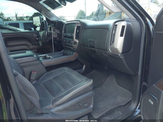 2017 GMC SIERRA 2500HD 1GT12UEY8HF102322 Photo 4