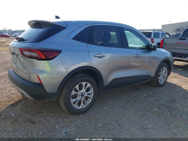 1FMCU9GN7PUA25239 Ford dragon gtdi