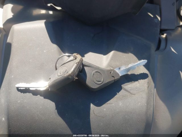 2021 CF MOTO CFORCE LCELV1Z56M6003040 Photo 10