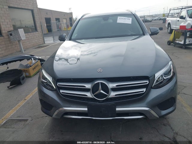WDC0G4KB5KV189777 Mercedes-Benz m274