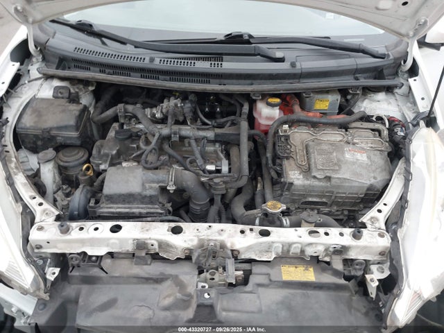 JTDKDTB37E1063927 Toyota 1nz-fxe+1lm
