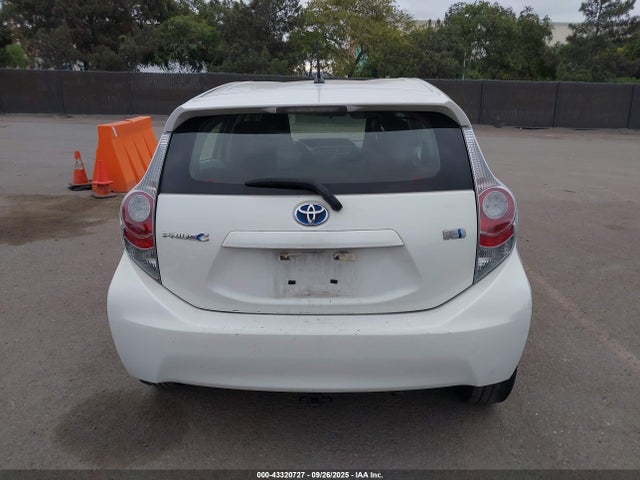 JTDKDTB37E1063927 Toyota 1nz-fxe+1lm