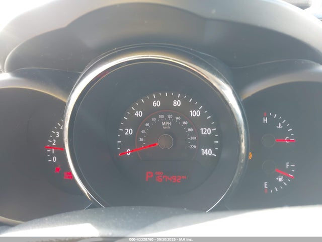 2010 KIA SOUL KNDJT2A21A7701484 Photo 6