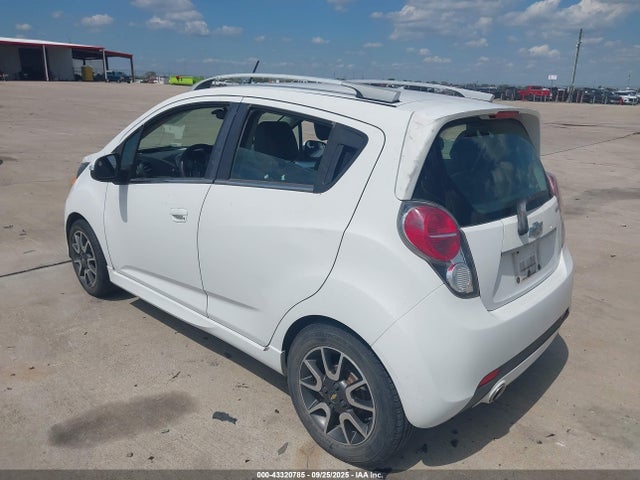 Chevrolet ll0 2014 KL8CF6S91EC434954 Image 3