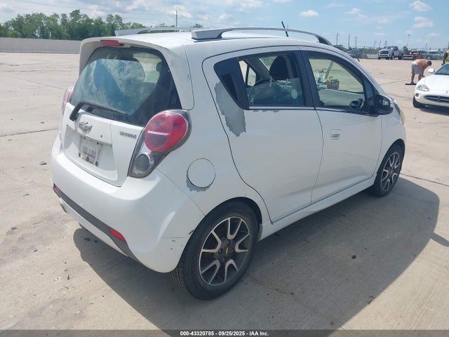 Chevrolet ll0 2014 KL8CF6S91EC434954 Image 4