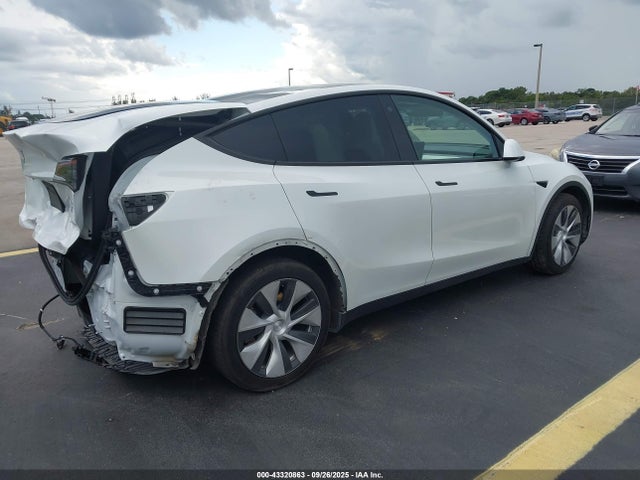 2023 TESLA MODEL Y 7SAYGAEE1PF645084 Photo 3