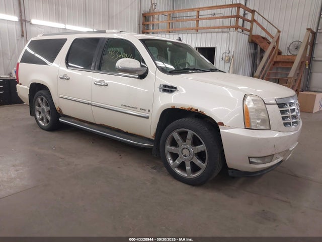2008 CADILLAC ESCALADE ESV 1GYFK66868R120987 Photo 0
