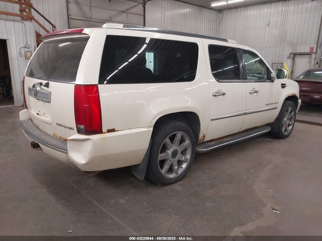 2008 CADILLAC ESCALADE ESV 1GYFK66868R120987 Photo 3