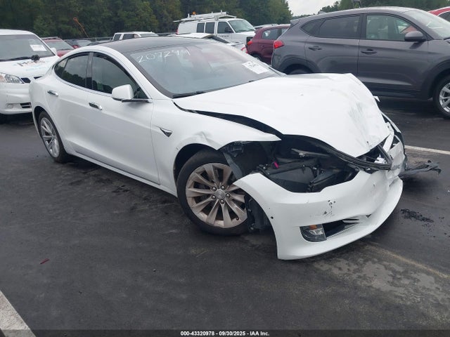 2017 TESLA MODEL S 5YJSA1E16HF178893 Photo 0
