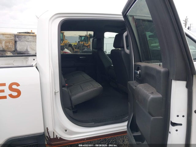 2GC4YLEY4R1116006 Chevrolet l5p