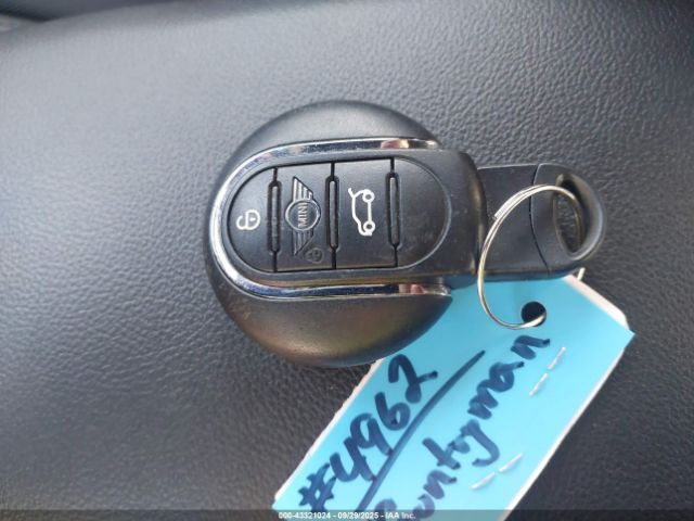 2019 MINI COUNTRYMAN WMZYT5C53K3E69831 Photo 10