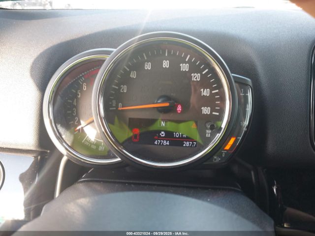 2019 MINI COUNTRYMAN WMZYT5C53K3E69831 Photo 6