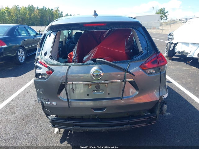 Продаж на аукціоні авто 2018 Nissan Rogue S, vin: 5N1AT2MT8JC751855, номер лоту: 43321049