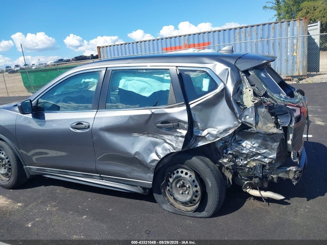 Продаж на аукціоні авто 2018 Nissan Rogue S, vin: 5N1AT2MT8JC751855, номер лоту: 43321049