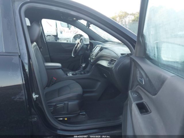 2022 CHEVROLET EQUINOX 2GNAXWEVXN6152428 Photo 4
