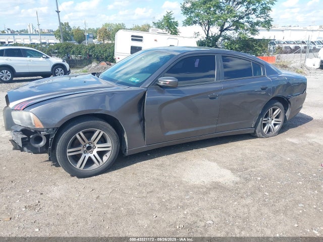 2C3CDXBG7EH324672 Dodge 2014