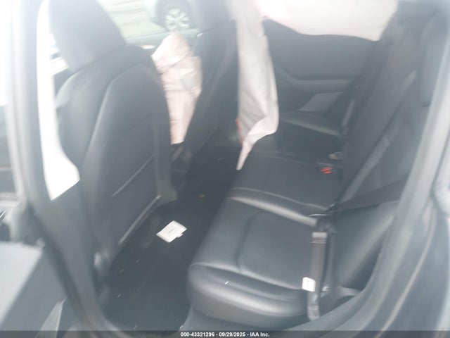 2023 TESLA MODEL Y 7SAYGDEDXPF944310 Photo 7