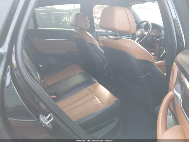 BMW X6 2015 5UXKU2C57F0N77776 Image 8
