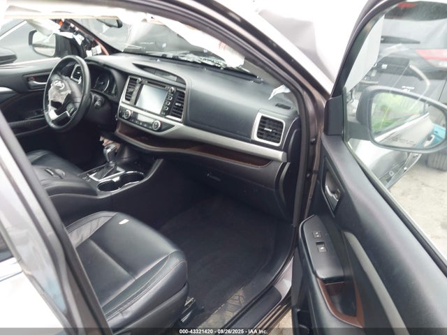 5TDKKRFH5ES030328 Toyota 2gr-fe