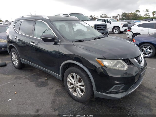 2015 KNMAT2MV7FP573197 main image