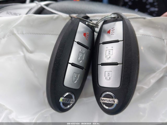 Nissan 2015 2015 KNMAT2MV7FP573197 Image 11