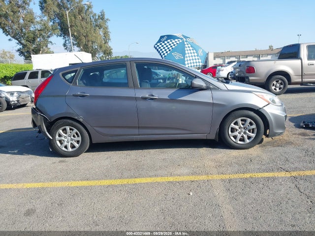 KMHCT5AE4HU311510 Hyundai 2017