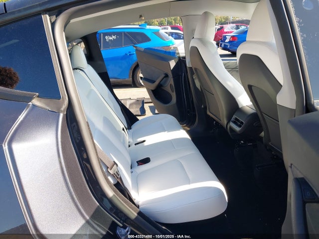 2024 TESLA MODEL Y 7SAYGDEE2RA281310 Photo 7