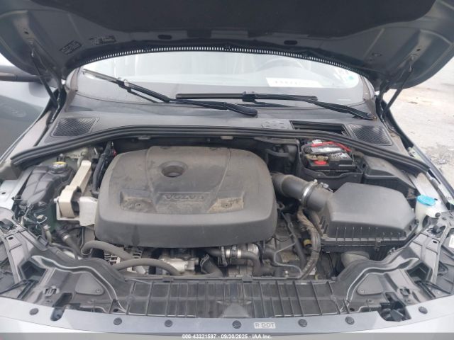 2017 VOLVO S60 INSCRIPTION LYV402HK4HB135080 Photo 9