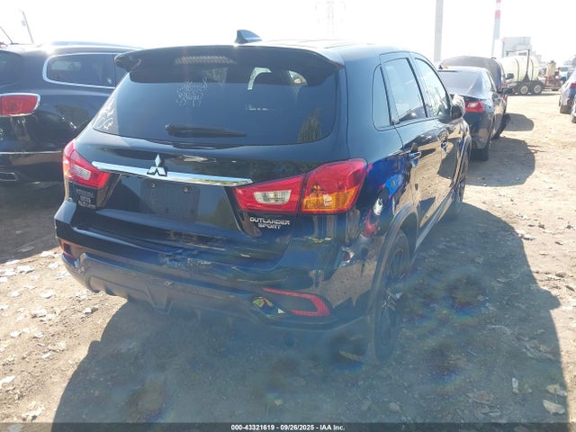2018 MITSUBISHI OUTLANDER SPORT JA4AP3AU3JU009590 Photo 3
