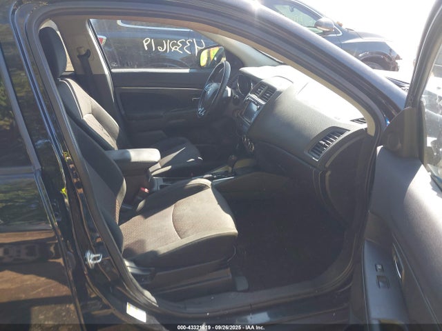 2018 MITSUBISHI OUTLANDER SPORT JA4AP3AU3JU009590 Photo 4