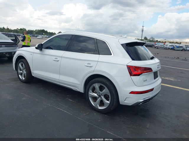 2024 AUDI Q5 WA1EAAFY6R2009612 Photo 2