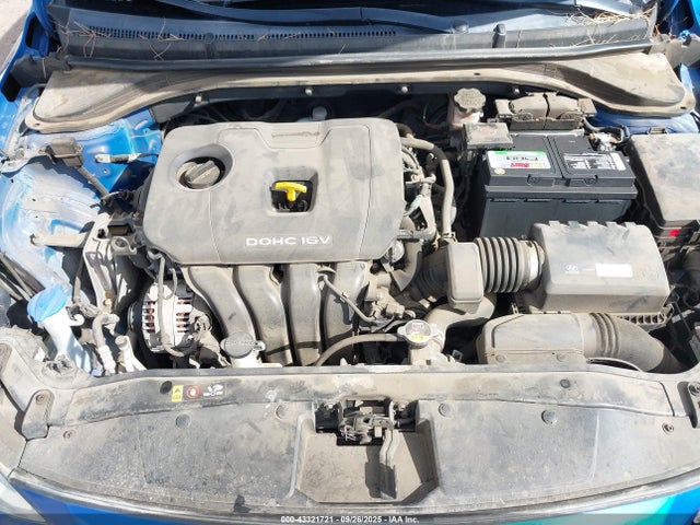 Hyundai Elantra 2017 5NPD74LF6HH204370 Image 10