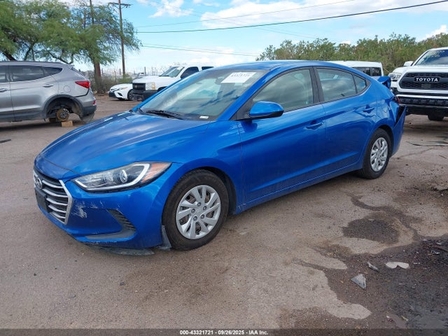 Hyundai Elantra 2017 5NPD74LF6HH204370 Image 2