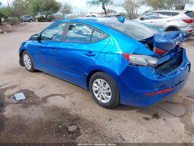 Hyundai Elantra 2017 5NPD74LF6HH204370 Image 3