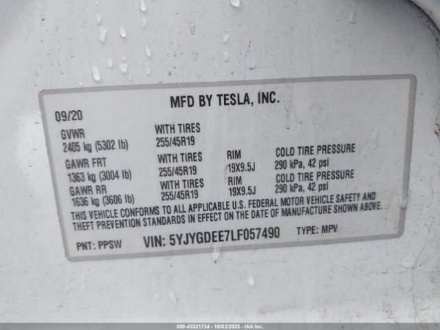 2020 TESLA MODEL Y 5YJYGDEE7LF057490 Photo 8