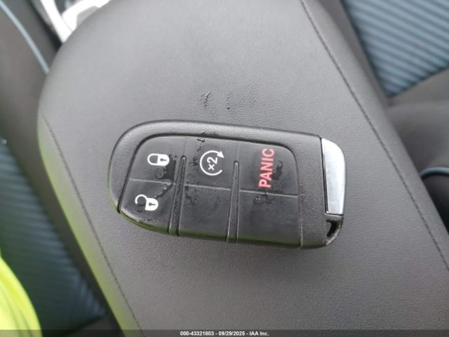 2018 FIAT 500X ZFBCFXAB0JP651466 Photo 10