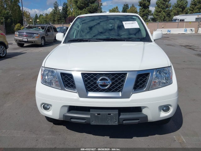 1N6AD0EV9JN748387 Nissan 2018