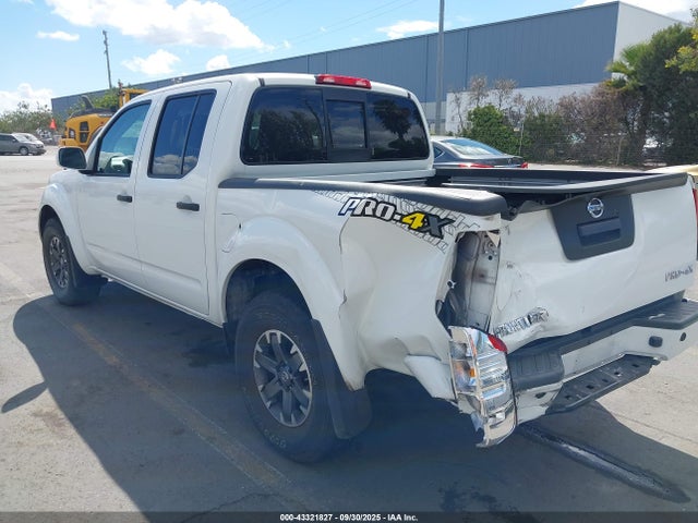 1N6AD0EV9JN748387 Nissan 2018