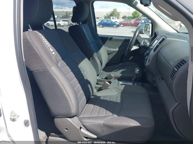 1N6AD0EV9JN748387 Nissan 2018