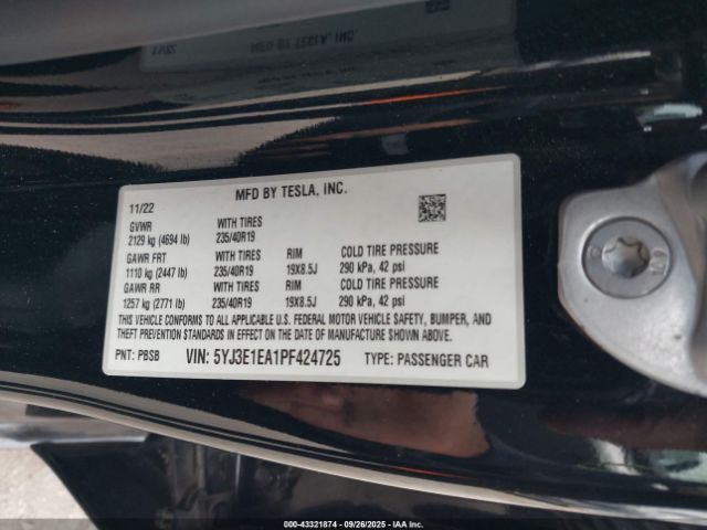 2023 TESLA MODEL 3 5YJ3E1EA1PF424725 Photo 8